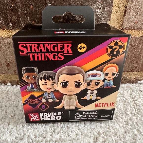 Stranger Things Demogorgon Bobble Hero - Picture 3 of 8